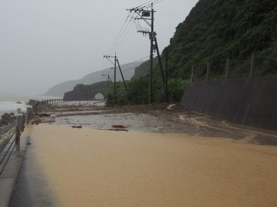 奄美地方、各地で激しい雨