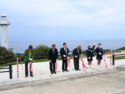 田皆岬に遊歩道と展望台完成