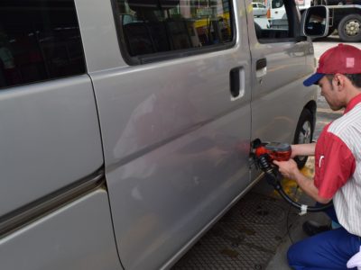 ガソリン値上げ続く