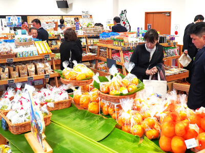 徳之島町「道の駅とくのしま」お披露目式