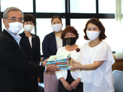 筆談ボードは情報保障の第一歩