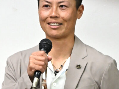 里綾実投手が佐仁集落で講演