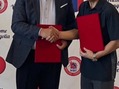 笠利町出身　栄さん　レスリングでモンゴル総監督に