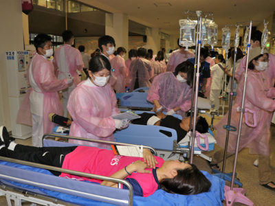 県立大島病院で大規模災害訓練
