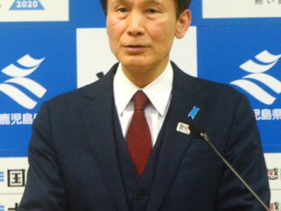 濃厚接触者、12人は陰性