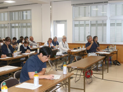 地場野菜で島料理を