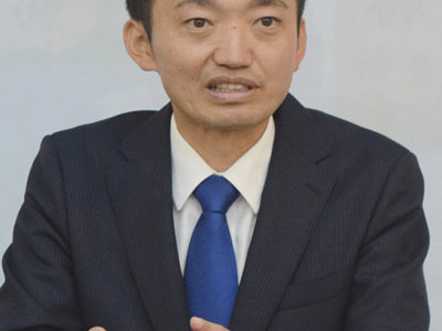 初当選の安田奄美市長