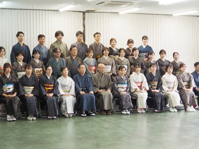 大島紬で仕事始め