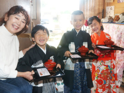 孫３人そろって「ナンカンジョセ」