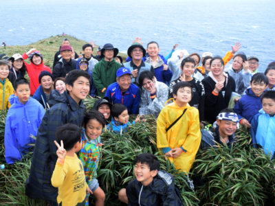 「宮古崎つつじウォーク」