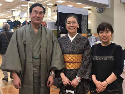 三越「鹿児島展」で初の紬試着体験