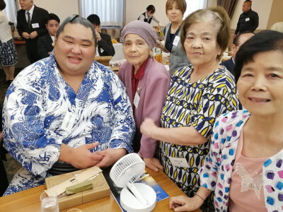 元幕内・大奄美が引退