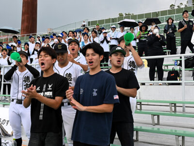 秋高校野球県予選　徳之島応援席