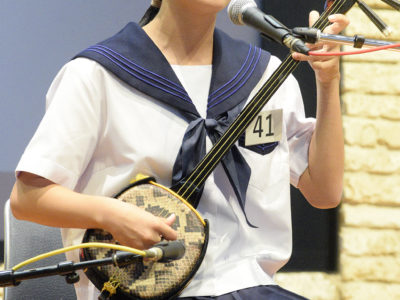 わらべシマ唄大会　３部門40人競う