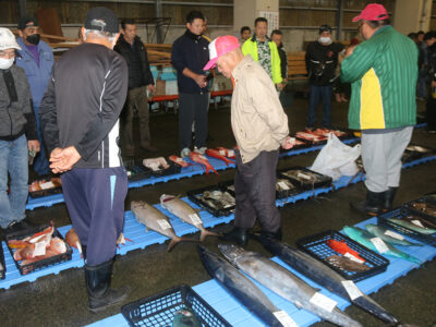 「島の台所」活気願う