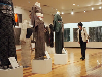 思い出の「大島紬展」始まる