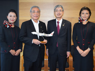 ＪＡＬ社長が市長表敬