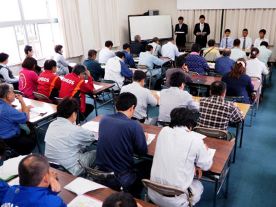 陸自駐屯地開所で業者説明会