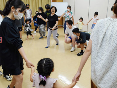 親子40人、おはなし会