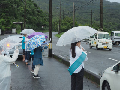 来島候補者、豪雨遊説も