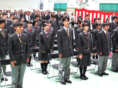 樟南第二高で入学式