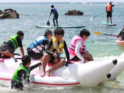 サンガツサンチ　青空の下で海開き