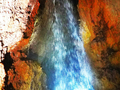 伊仙町歴民館「徳之島のいろは」で鍾乳洞探検