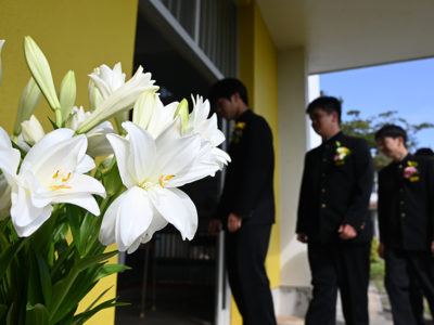 「咲八姫」で卒業生祝う