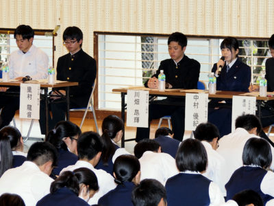 後輩に受験体験語る