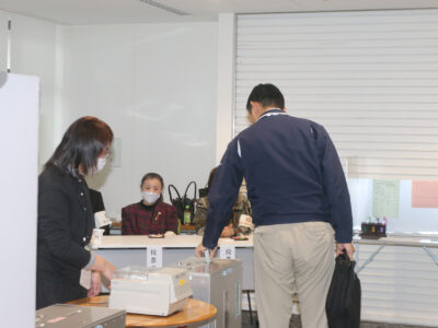 衆院選　期日前投票も異例