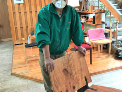 朝仁千年松で椅子デザイン・製作