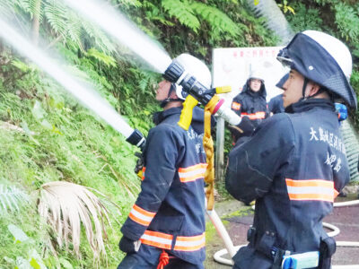 おがみ山で初の訓練