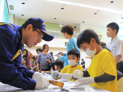 鑑識体験で警察業務周知