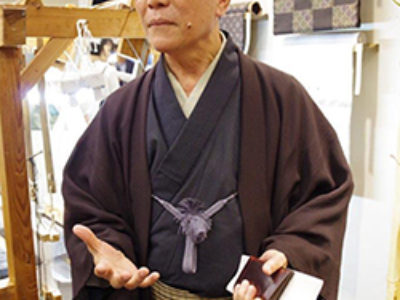 「銀座もとじ大島紬」大島の機＝はた＝が初登場