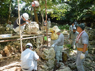 石垣の復旧作業体験
