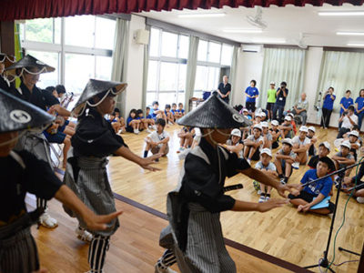 宮崎県三股町の児童来島