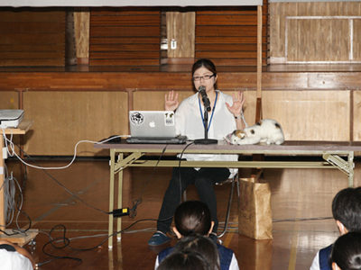 飼い猫の適正飼養学ぶ