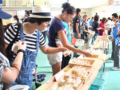 養護学校・しおかぜ市場