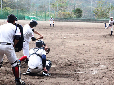 新旧野球部が交流戦