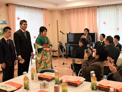 のぞみ園で新成人の祝い