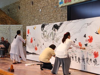 中国の水墨画作家、父娘三人展