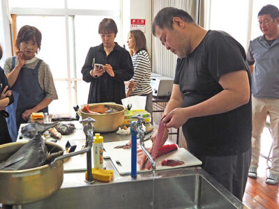 県大島支庁「島ぃゆグルメ」