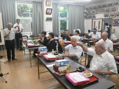 大津勘字で記念祝賀敬老会