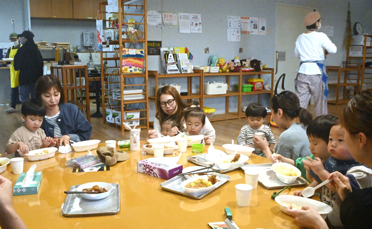 島内の子ども食堂が集結