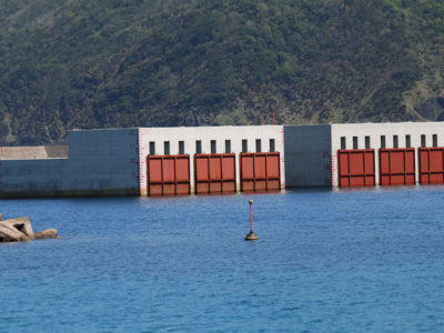 ８月末まで延伸