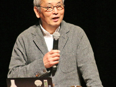 龍郷町民フェアで土井さん講演