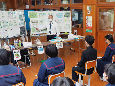 黒糖とまつわる歴史学ぶ