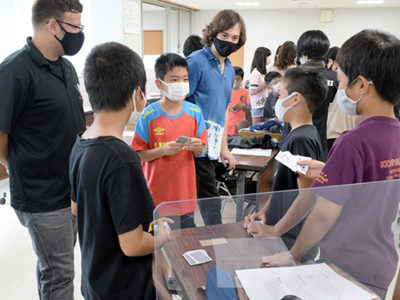 イングリッシュ・デイ・キャンプ開講