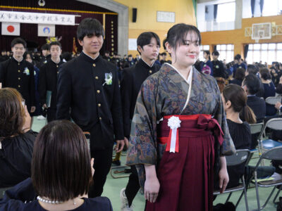 群島中学校で卒業式