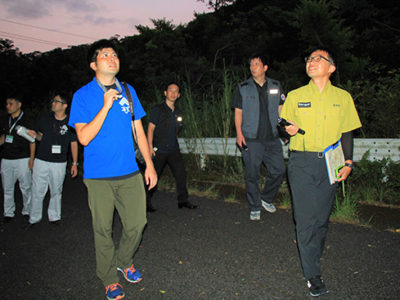 警察参加で夜間合同パト